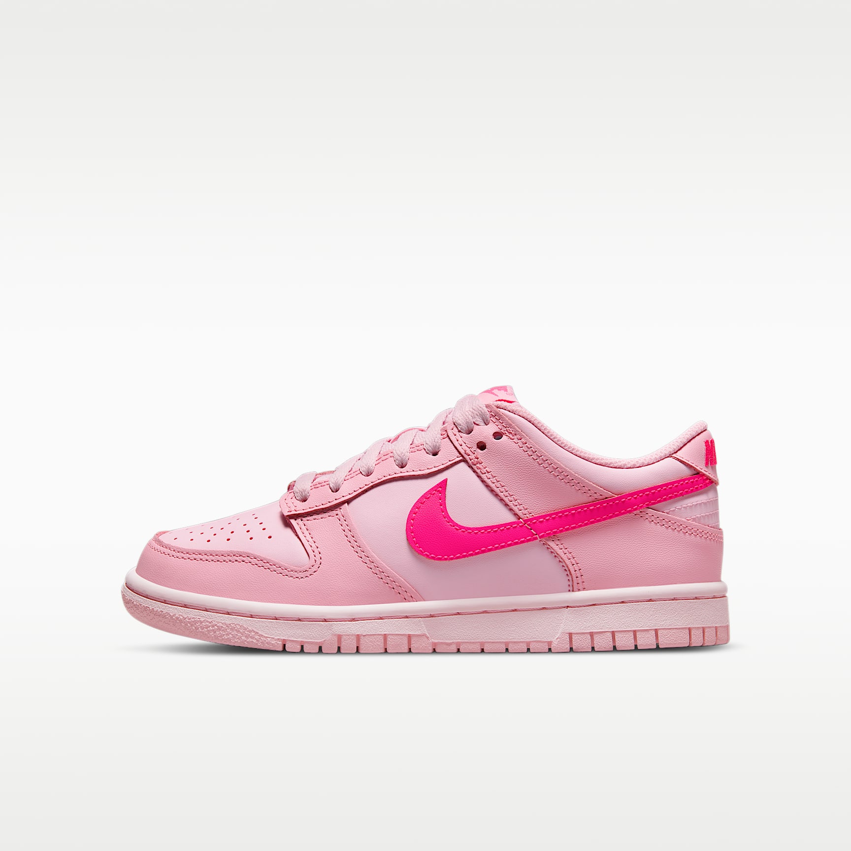 Nike Dunk Low ピンクデビル Nike Dunk Low Big Kids' Shoes. Nike.com